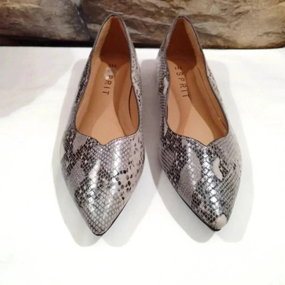 Esprit Pamela Snake Print Ballet Flats Grey Gray 6M - Picture 5 of 16